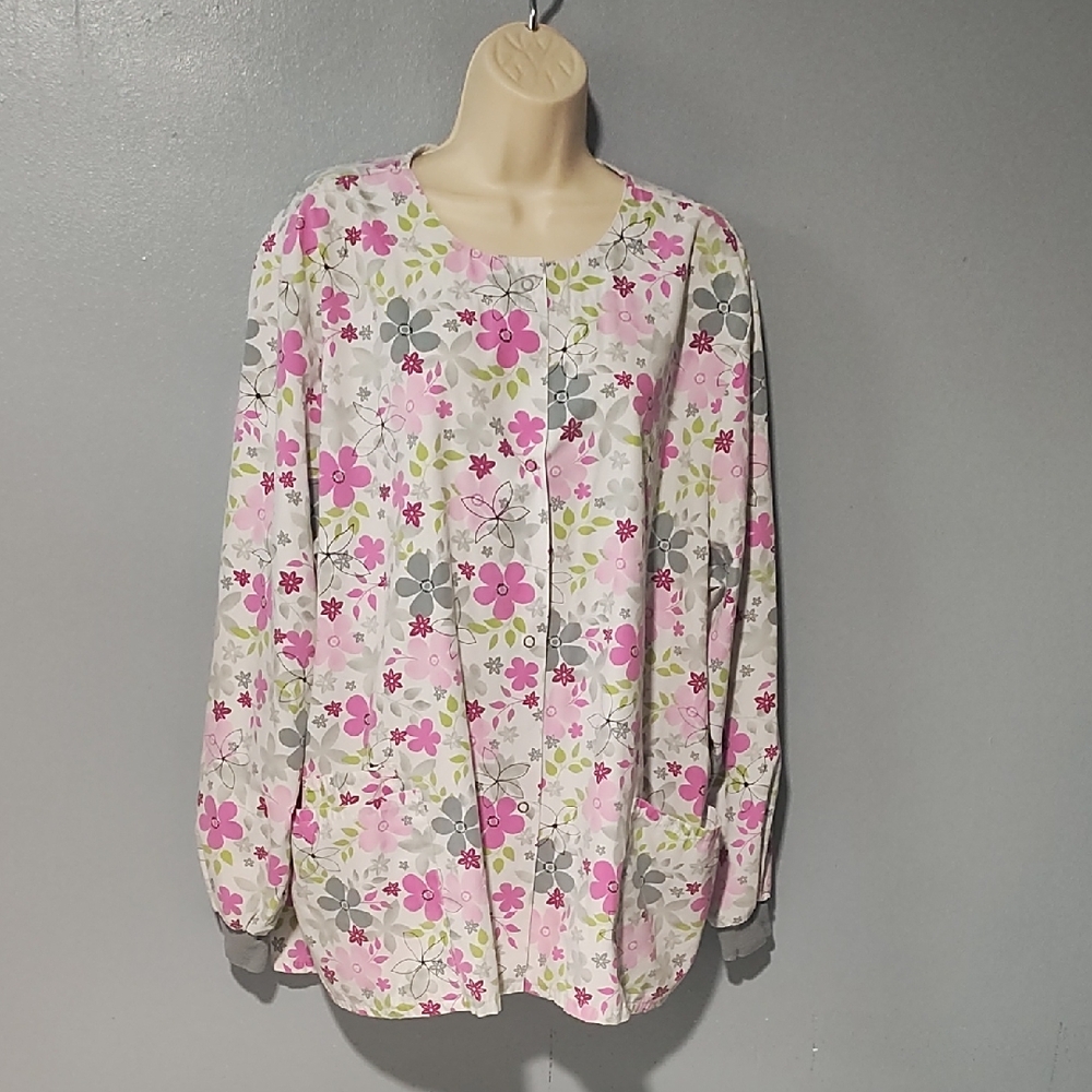 Floral Women's Nurses Scrub Jacket - Pink and Gray - Picture 8 of 17